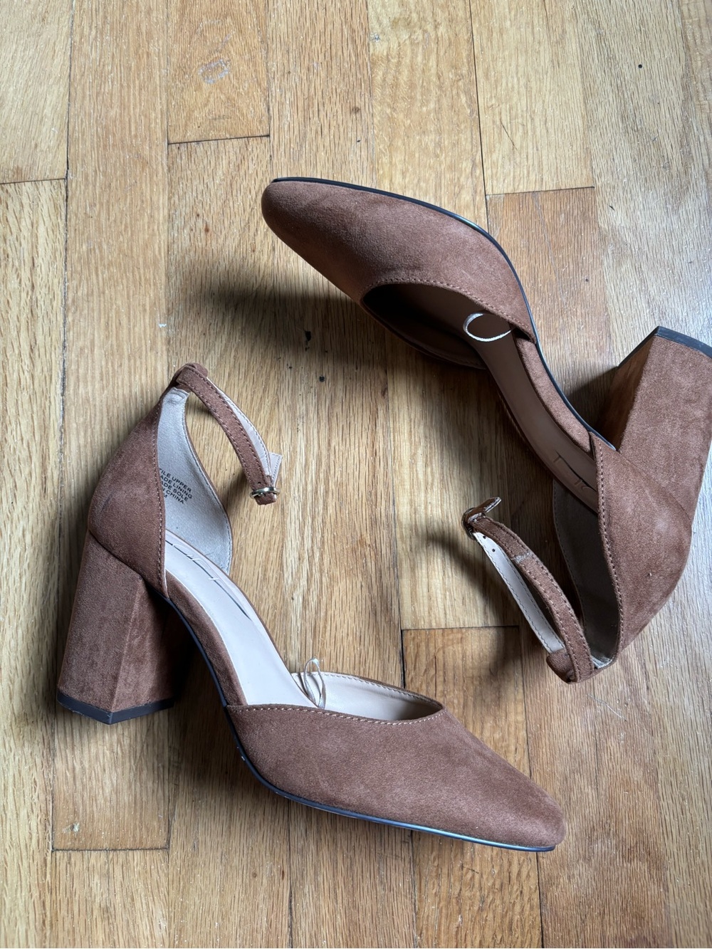 FT Camel Faux Suede Ankle Strap Block Heels 6.5 NWOT